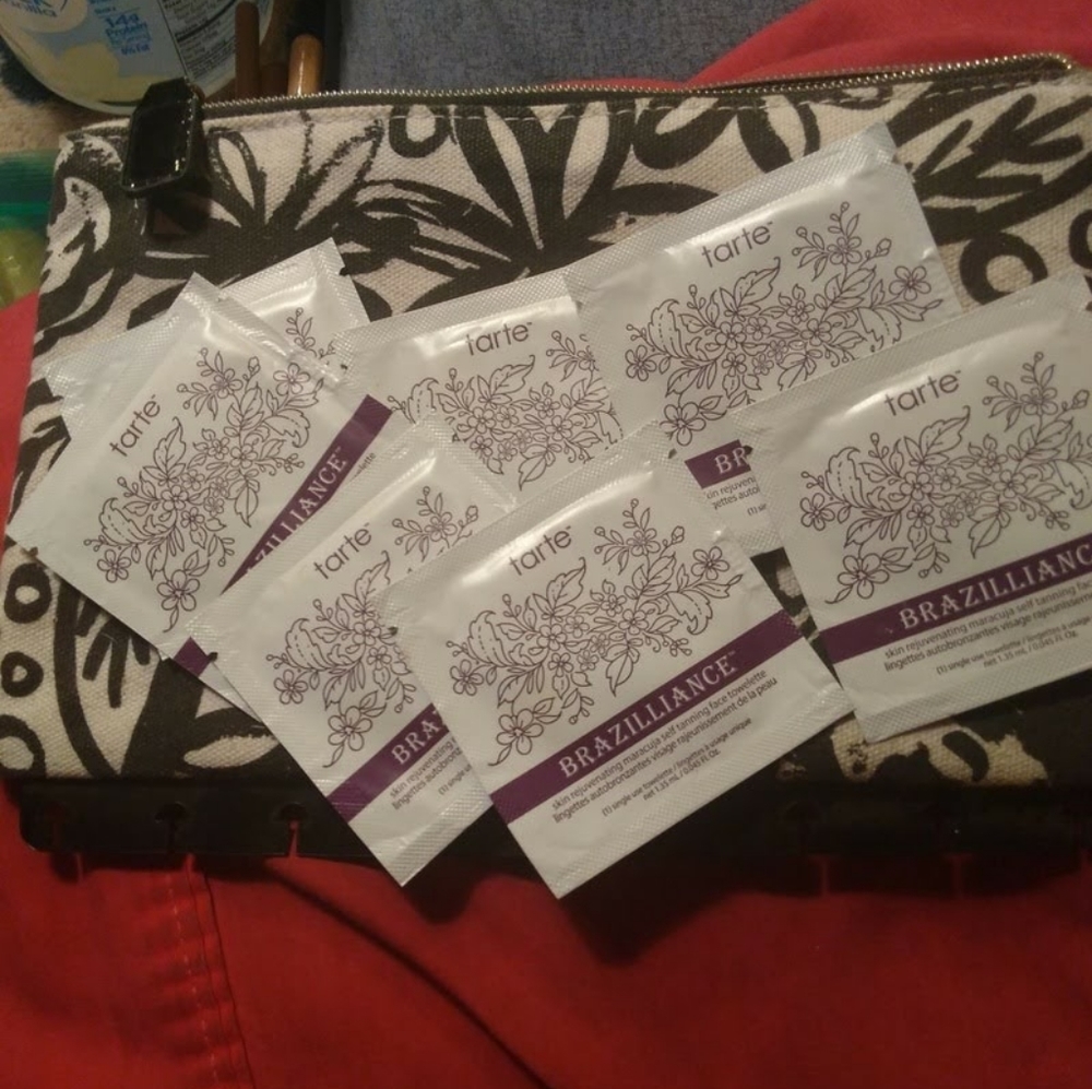Tan wipes